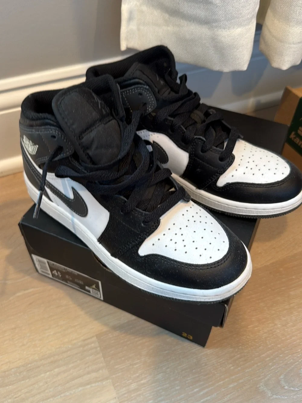 Nike Air Jordan 1 Mid Boys Black White High-Top Sneakers
